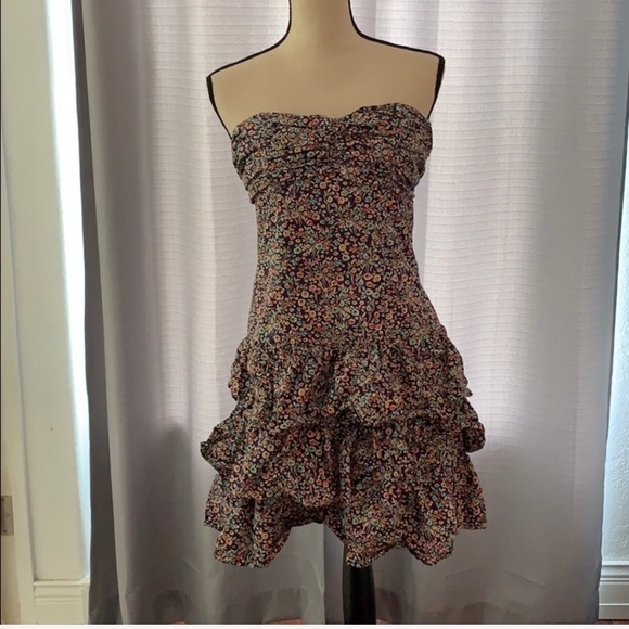 Express Dresses & Skirts - Express floral dress